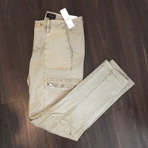 High waisted skinny utility pants!